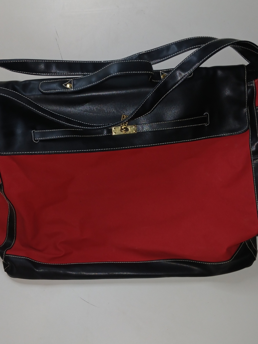 Elizabeth Arden Red and Black Satchel Tote